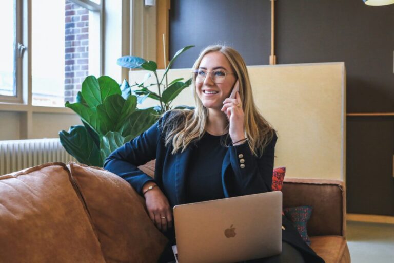 Tips | 5-Minute Phone Interviews: HR’s Favorite Questions for International Students